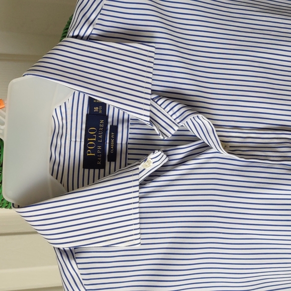 Shirt - Picture 4 of 4